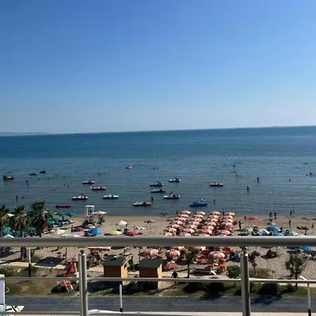 Seaview Apartment